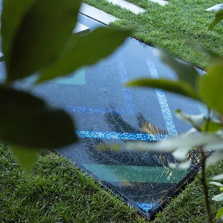 Vakko Sumahan Bosphorus *